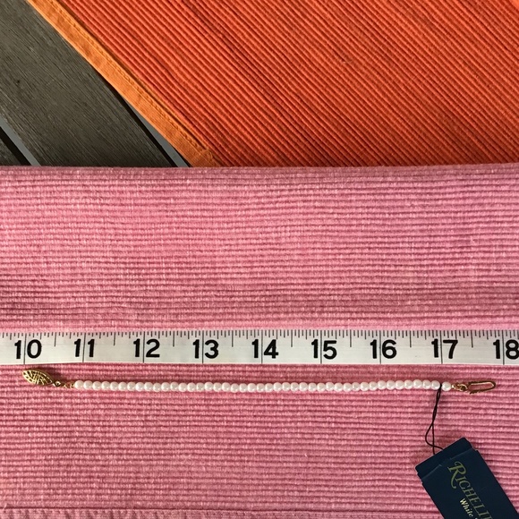 New White Satin Faux Pearl Bracelet Gold Tone Clasp by Richelieu  - Picture 9 of 9